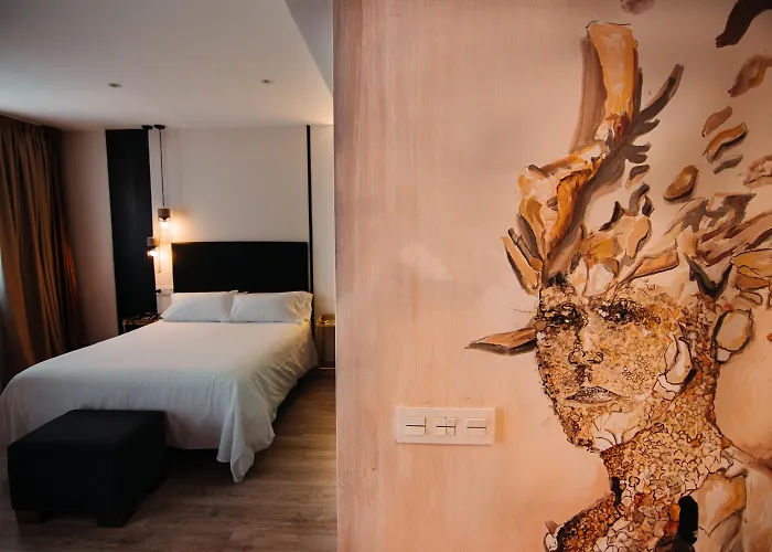 Urban Anaga Hotell 4*