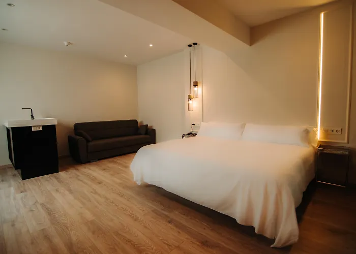 Hotel Urban Anaga 4*