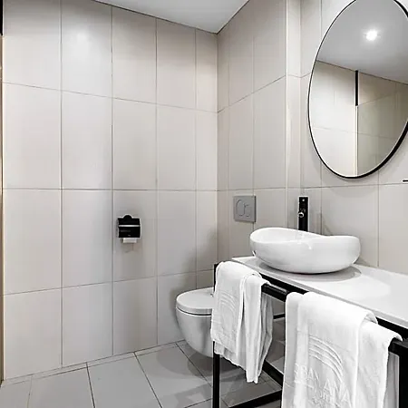 Urban Anaga Hotell 4*