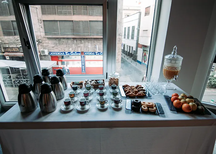 Urban Anaga מלון