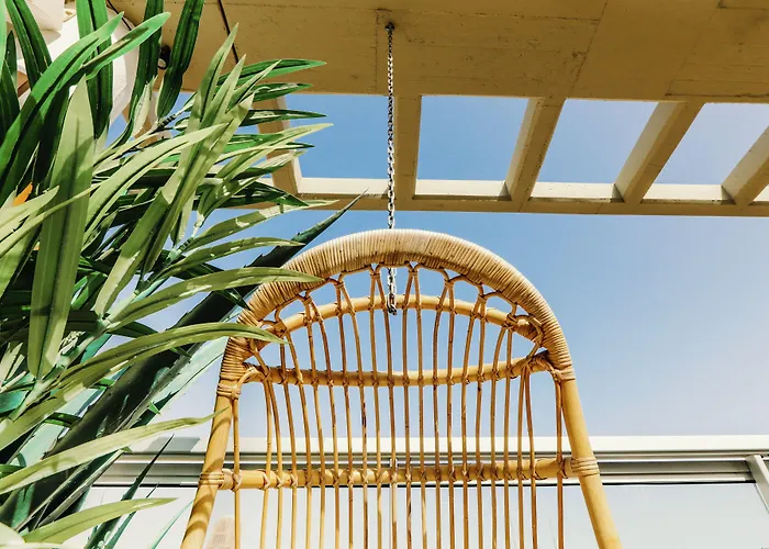 מלון Urban Anaga