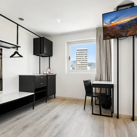 Urban Anaga 4*