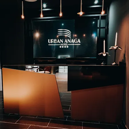 מלון Urban Anaga 4*