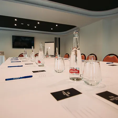 Urban Anaga Hotel 4*